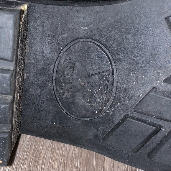 Vintage Y2K Guess Genuine Leather Heeled Combat boots 8.5 - Picture 6 of 8